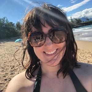 Meet your Posher, Caroline